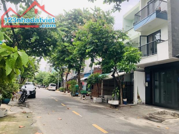 NHÀ BTCT 2 TẦNG 86M2 MẶT TIỀN ĐƯỜNG KHU HỌ LÊ, SỔ HỒNG HOÀN CÔNG ĐẦY ĐỦ