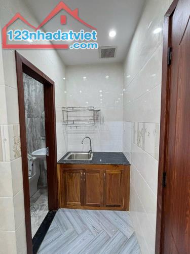 CHO THUÊ MINIHOUSE MỚI XÂY ĐƯỜNG SỐ 4 NVC FULL NỘI THẤT - 2