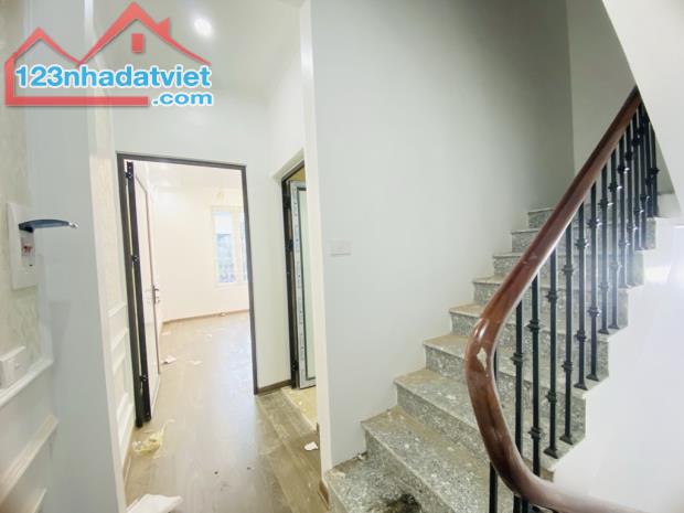 💥💥Nhà Đẹp Giá Tốt, Nguyễn Trãi, Hàng Xóm Royal, Full Nội Thất, 30m2, 4 Tầng, Giá 5.2 Tỷ - 2