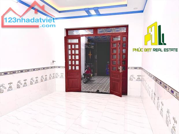 Cần bán nhà 200m2 MẶT TIỀN đường Nguyễn Văn Lung, Hoá An, chỉ  18tr/m2