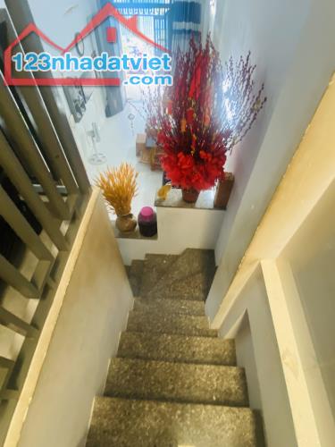 Bán nhà Quận 6, đường Bà Hom, hẻm xe hơi, 70m2, 1 lầu, nhỉnh 5 tỷ - 2