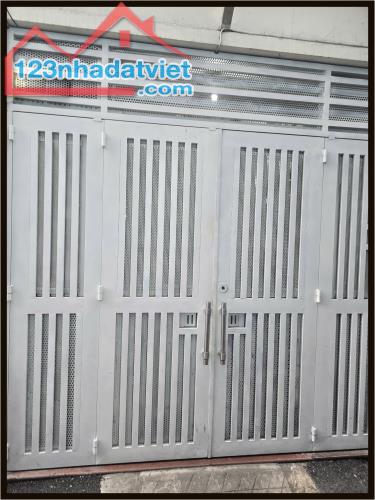 Nhà phố xinh rẻ 4 x 11m 1 trệt 4 lầu Nguyễn Thiện Thuật Quận 3 TP.HCM - 2