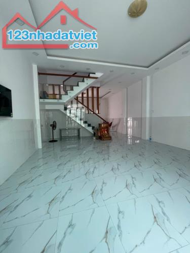 Bán nhà 2 tầng 100,5m2 mới xay xã Vĩnh Trung - Nha Trang(hẻm ôtô) giá chỉ 1tỷ850