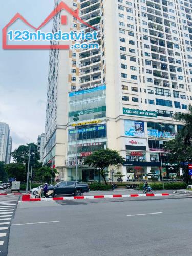 Bán Căn Góc Shophouse Chân Đế Golden Field Mỹ Đình, 350m2 giá 75 triệu/m2 - 1