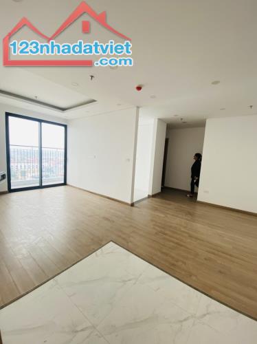 Bán căn chung cư VCI toà A diện tích 68.3m2 . lh 0855974289 - 1