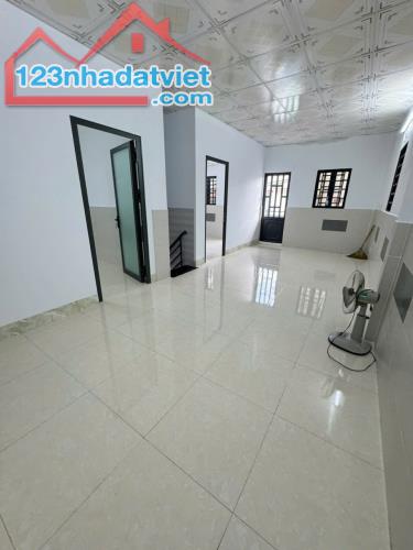 Nhà hẻm Liên khu 5-6,Bình Hưng Hòa B dt70m2 1 lầu 2pn 2wc giá 4,3 tỷ - 1