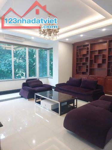 Bán Gấp Biệt Thự Vườn Đào - Lạc Long Quân- Tây Hồ dt: 252m2 x 5 Tầng Mt:14m Giá bán 138 t - 3