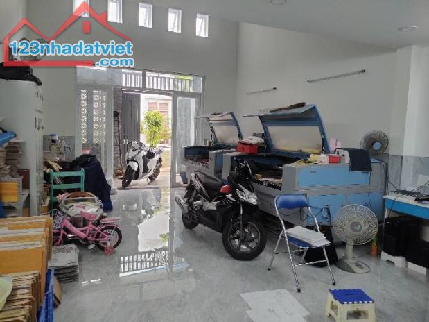 Bán nhà vào ở ngay Trường Chinh, Tân Bình, DT 76m2 chỉ 5,45 tỷ còn TL 0935767286 - 1