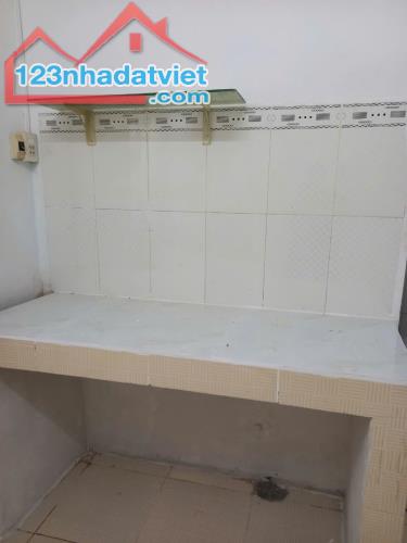 180. Nhà 5 Triệu 2 Phòng Ngủ Gần Trường Đại Học Y Dược Cần Thơ Thuận Lợi Cho Việc Kinh - 3