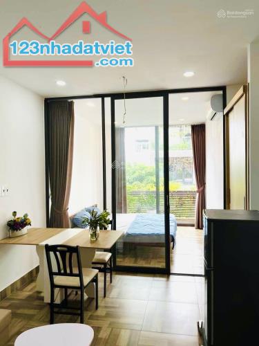 Bán Tòa Nhà CHDV Trệt 5 Lầu,Thảo Điền,Q2 DT:197m2(9,5mx21m) Doanh Thu 1,5 Tỷ/Năm-Giá 55 TL - 4