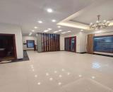 Bán Gấp Biệt Thự Vườn Đào - Lạc Long Quân- Tây Hồ dt: 252m2 x 5 Tầng Mt:14m Giá bán 138 t