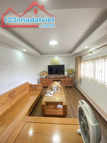 Bán nhà ngõ 107 Vĩnh Hưng-DT 41m2 x 5 tầng.MT 10m.ÔTÔ ĐỖ CỬA-KINH DOANH–MẶT NGÕ,NGÕ THÔNG.