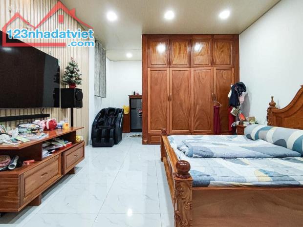 Bán nhà 5 tầng, 43m2, ngang 4m,gần mặt tiền,hẻm xe hơi thông Nguyễn Đình Chiểu Q3, 10.4 TỶ - 3