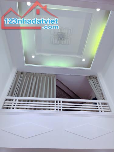 Nhà quận 3 đường lê văn sỹ, hẻm 7m, 5 tầng, 59m2, 3.7x16m, 10.8 tỷ - 4