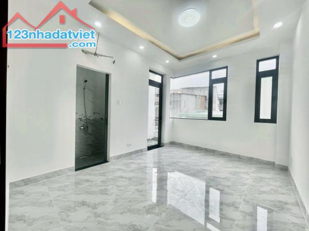 🏠hẻm ô tô ,4 tầng ,gần eaon ,4.5m×10m, quận 8 ,nhỉnh 5 tỷ - 2