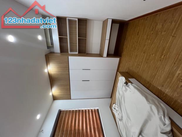 CC KĐT TP Giao lưu 234 Phạm Văn Đồng. SĐCC 74m. 2N.2VS. 3,8 Tỷ; 0974687037 - 4