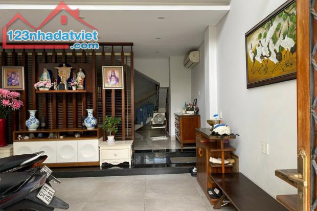 Bán nhà Nguyễn Công Hoan Phú Nhuận, 73m² (4.7m x 15.6m) 5 Tầng 6 phòng - 1