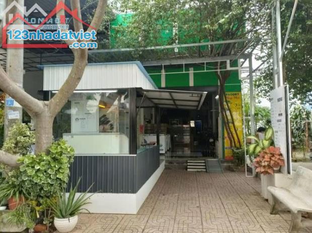 CHÍNH CHỦ CẦN BÁN NHÀ MẶT TTIỀN ĐƯỜNG Hàm Nghi, Bình Khánh, Long Xuyên. Thổ cư 100%