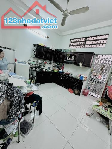 Bán nhà 2 lầu, MT đường nhựa 12m, khu vip Bùi Minh Trực P6 - 3