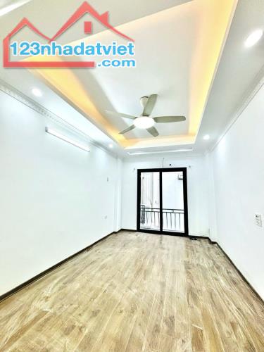 Siêu hiếm nhà trung tâm Văn Quán Hà Đông hai thoáng 30m2 4 tầng dân xây giá 6.15 tỷ - 2