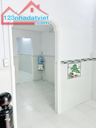 Bán nhà 1 lầu hẻm xe hơi đường Phạm Thế Hiển Phường 5 Quận 8 - 3