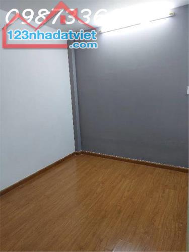 BÁN NHÀ 1/ 50m RA ĐỖ XUÂN HỢP 2 TẦNG 4 PHÒNG NGỦ 85M2. GIẢM 700TR CÒN NHỈNH   5 TỶ. - 4