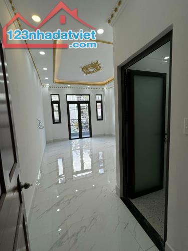 Bán nhà MT đường Số 25A, 4 x 20m, 3.5 tấm, giá 11 tỷ. khu Tên Lửa - 3