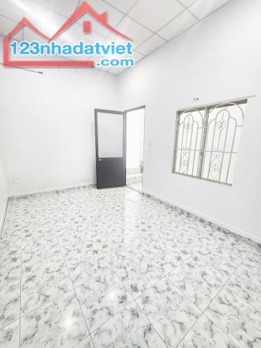 NHÀ 2 TẦNG 46M2 HẺM 1 SẸC THÔNG THOẠI NGỌC HẦU, NGAY UBND QUẬN TÂN PHÚ - 2