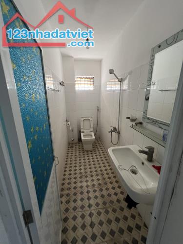 Nhà 2 ô tô tránh 54m2 gần Nguyễn Khuyến - Văn Quán kinh doanh thuận lợi giá quanh 160tr/m2 - 3