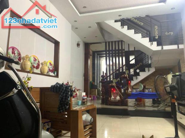 Nhà 2 MT KDC Nam Long Q12, 98m2, 2 lầu, 4PN, 4.5x22m, Đ.16m chỉ 9.x tỷ