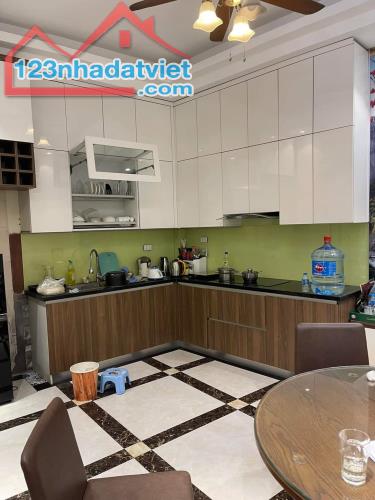 BỒ ĐỀ NGUYỄN VĂN CỪ 66M2 x 5T GARA OTO THANG MÁY LÔ GÓC NGÕ THÔNG. 14 TỶ - 3