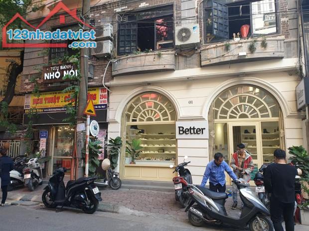 Bán nhà mặt phố Đinh Tiên Hoàng-DT 109 m2 x 2 tầng.MT 4m.ĐỐI DIỆN CẦU THÊ HÚC.