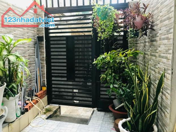 5.95 TỶ - NƠ TRANG LONG - NHÀ 3 TẤM - 58MV - NỞ HẬU 6M