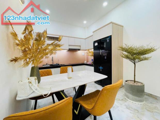 🏡🏡🏡 Nhà đẹp Gò vấp. 3 LÀU  Mới xây FULL NỘI THẤT. xách vali vô là ở. Nhà MỚI XÂY 4 - 2