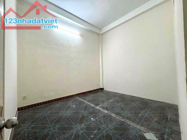 Cho thuê nhà hẻm xe hơi đường Phạm Phú Thứ, Tân Bình - Khu vực sầm uất - 2