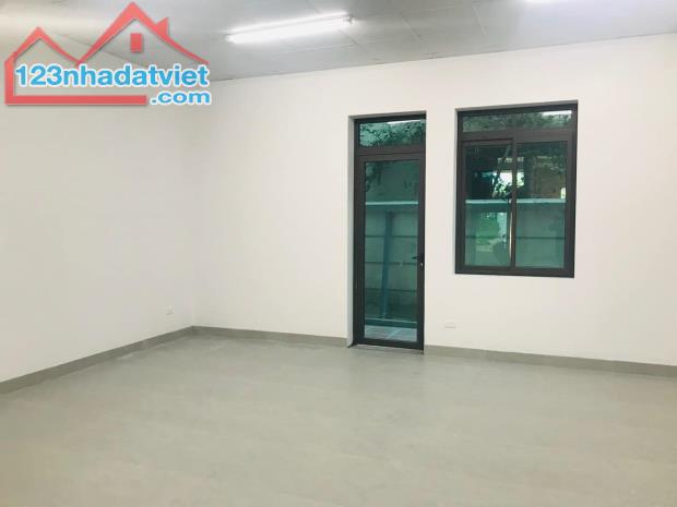 Cho thuê biệt thự tại KĐT Việt Hưng, Long Biên. 170m2, đủ nội thất, giá: 25 triệu/tháng - 1