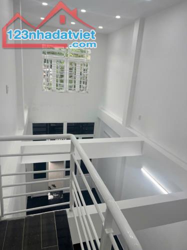 HẠ GIÁ MẶT TIỀN ĐƯỜNG LÒ GỐM PHƯỜNG 8 QUẬN 6 TP HCM - 2