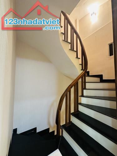 💥💥💥Nhà Đẹp Đặng Tiến Đống, Ba Bước Ra Phố, Full Nội Thất, 38m2x5T, Giá 8.3 Tỷ - 3