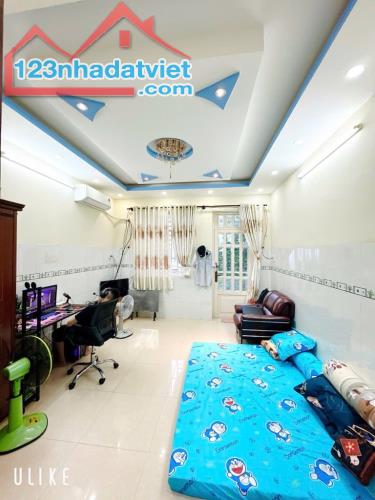 MẶT TIỀN ĐƯỜNG SỐ 24 - KHU VIP LÊ VĂN QUỚI - 3 TẦNG 3PN - 50M2 - SỔ ĐẸP HOÀN CÔNG ĐỦ GIÁ - 3