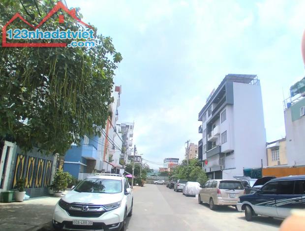 (Gò Vấp) Siêu Phẩm 60m²(4x15) - 2 lầu - hẻm ôtô 5m - 3 phòng ngủ (có phòng tầng trệt) - - 3