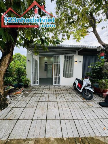 Bán căn nhà cấp 4 ngay Huỳnh Thị mài, Tân Hiệp, Hóc Môn, 68m2 giá 710 triệu, SHR