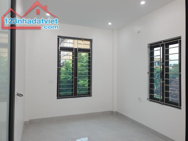 BÁN NHÀ 2.3 TỶ 3 TẦNG 110M2 ( TÂY BẮC ) NGÕ RỘNG TÔ HIẾN THÀNH - 4