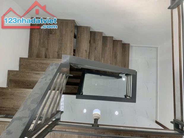 Nhà đẹp Nguyễn Đình Chiểu 22M2, 3 tầng, Đa Kao Quận 1, chỉ 5.3 tỷ. - 3