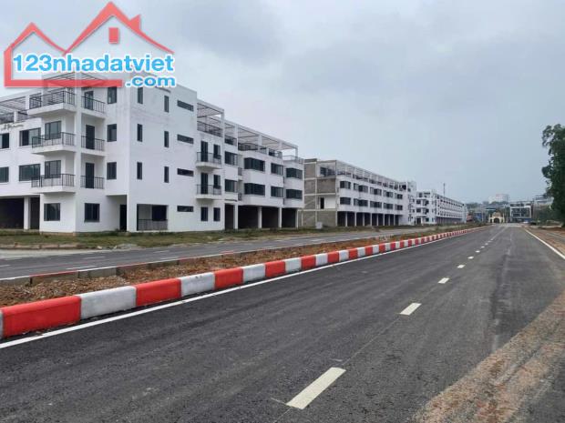 Đất Đẹp - Giá Tốt – cần bán nhanh lô đất tiềm năng vị trí đẹp tại TP Phúc Yên, tỉnh Vĩnh - 2