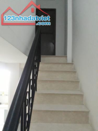 NHÀ ĐẸP 5x23 ,HXH HUỲNH TẤN PHÁT, NGAY KCX TÂN THẬN , Q.7, NHĨNH 7 TỶ. - 1