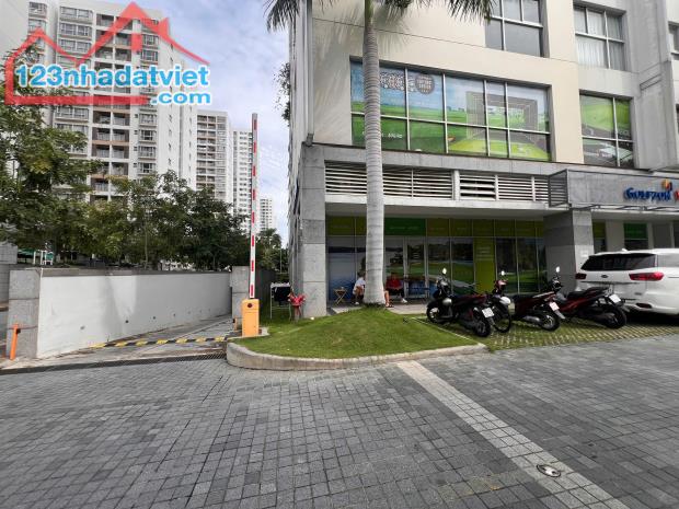 BÁN SHOPHOUSE SCENIC VALLEY2 PHÚ MỸ HƯNG CÓ SẴN HỢP ĐỒNG THUÊ GẦN 2 TỶ/ NĂM A0.02 -450 m2 - 1