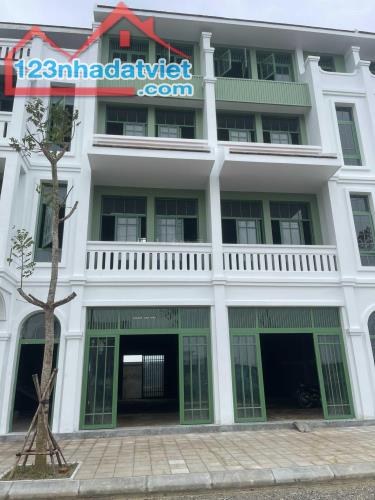 Căn shophouse 5 tầng mặt đường 68m cách Go Hà Nam chỉ 200m. Cơ hội đón sóng đầu tư