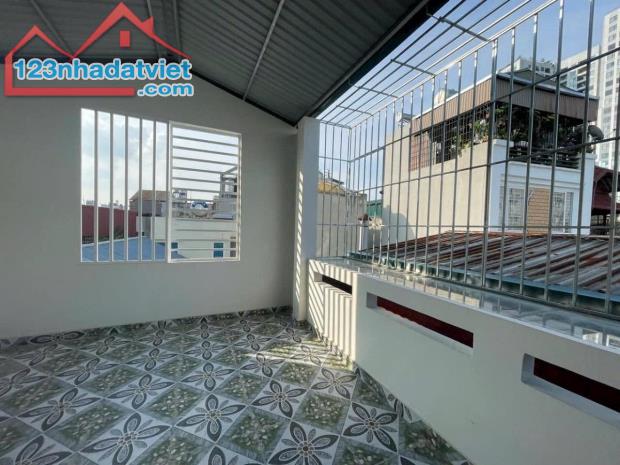 Bán nhà phố Minh Khai, Hai Bà Trưng 36m, 5 tầng. Giá: 7.5 tỷ - 4