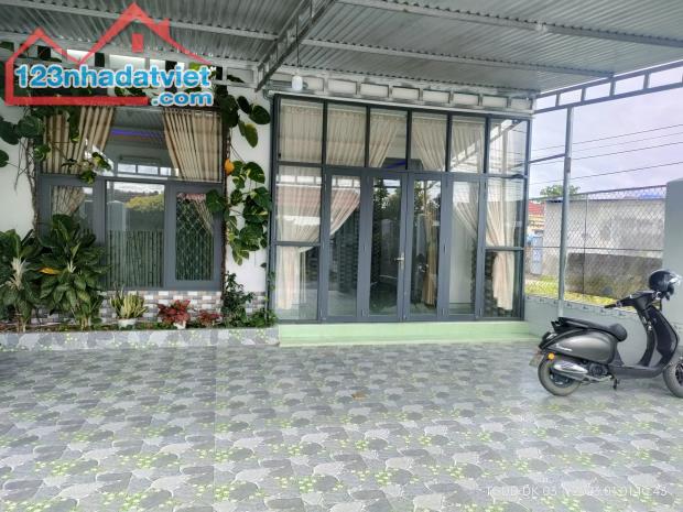 Cần bán gấp nhà 170m2 mặt tiền Hương Lộ 62 Đồng Bé, Diên Thọ, Diên Khánh, Khánh Hòa - 1