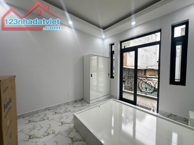 DUPLEX NHÀ MỚI 100% CÓ CỬA SỔ BAN CÔNG ĐẦY ĐỦ TIỆN NGHI - 4